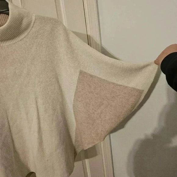 Note Di Anita Made In Italy Wool Cashmere Sweater Poncho One Size fits All - Picture 2 of 5